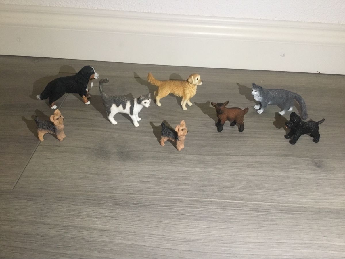 Schleich Statuette: Schleich Sammlung – 8 Figuren – Usato da Remetschwil venduto da Boerga