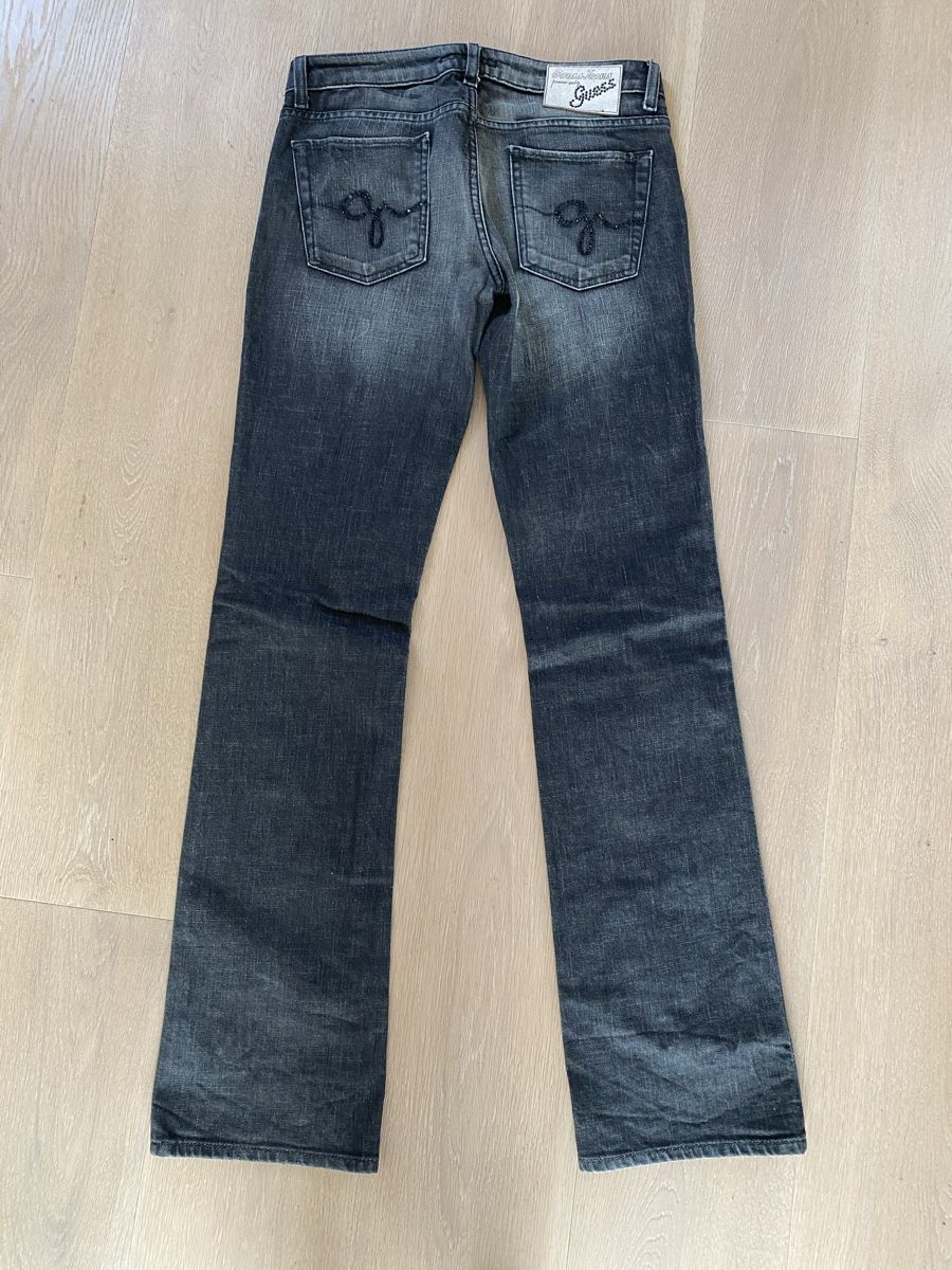 Guess Jeans: Neue graue Guess Jeans Grösse 27 – Neu (gemäss Beschreibung) aus Winkel von Flyhy2020 5