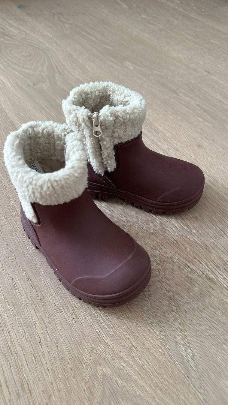 Zara Scarpe per ragazze: Zara Gummistiefel Gr. 24 – Usato da Seuzach venduto da jentpunkt