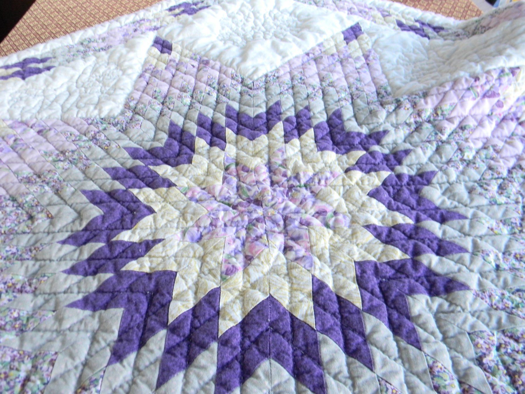 Couvertures: grand patchwork, 108x112 cm., quilting manuel – Neuf (Voir description) à Bournens par monique048 1