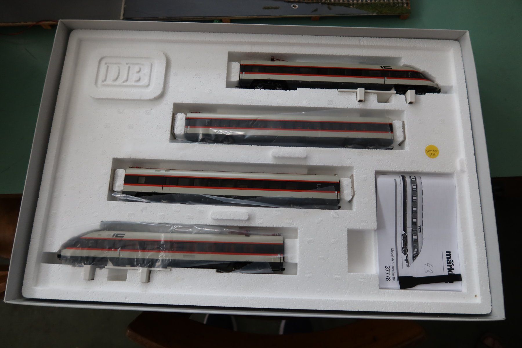 Märklin Modellini di ferrovie: Märklin 37778, DB BR 403, Db – Usato da Lausanne venduto da Club_Le_Rail