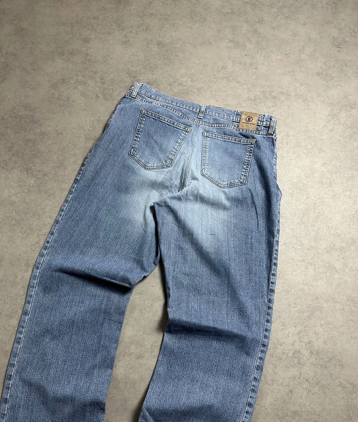 Jeans: Bogner Jeans Grösse M – Gebraucht aus Wolfhalden von GodzillaArchive 1
