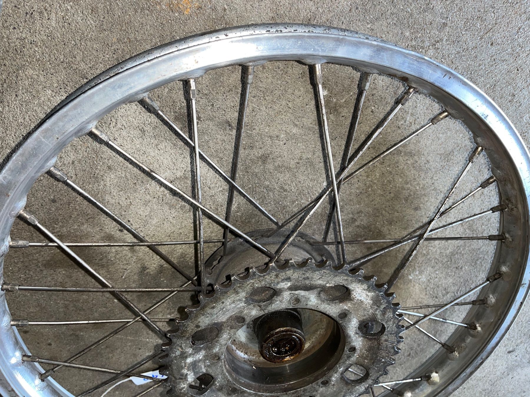 Sachs Pièces pour mobylette: Mofa Speichenhinterrad – D'occasion à Fahrni b. Thun par berger_tuning34 2