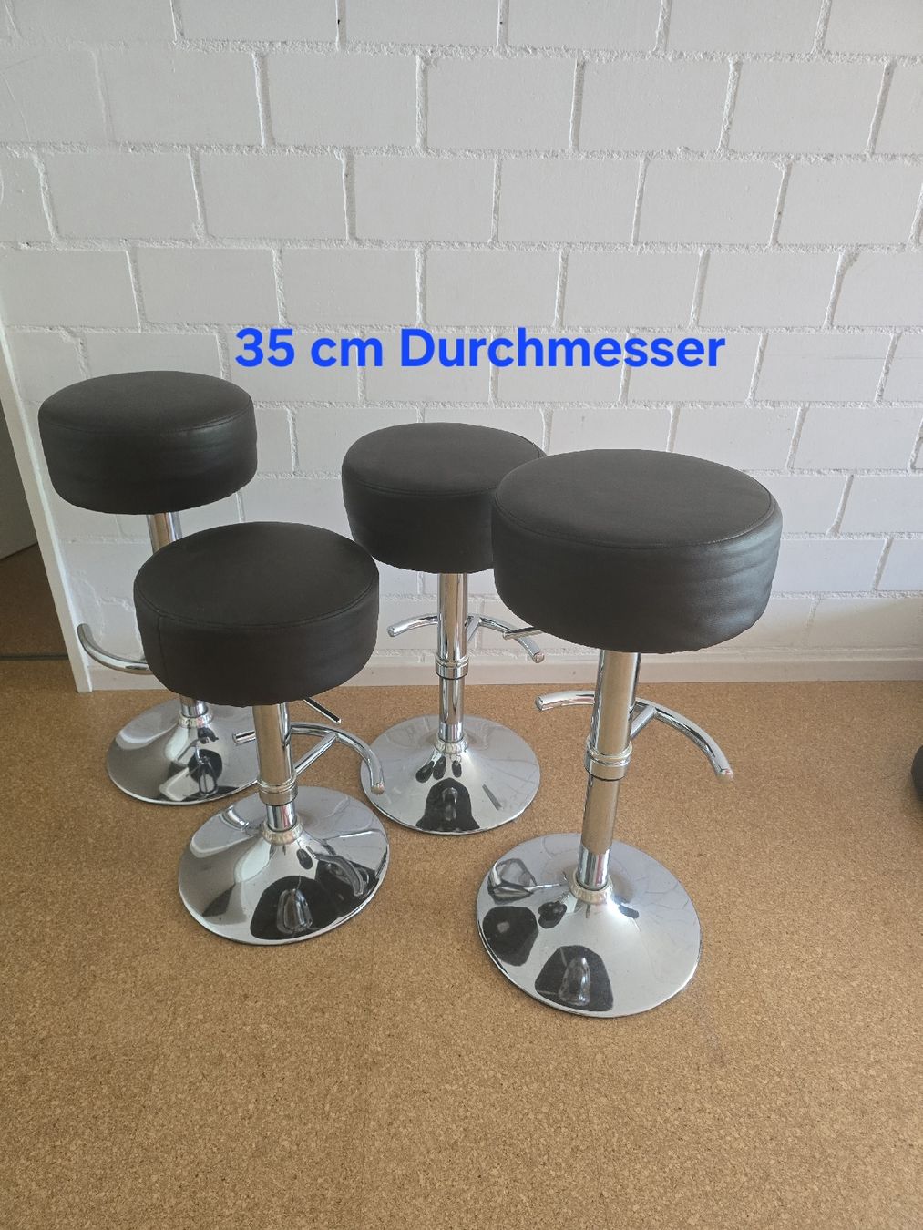 Tabourets: Barhocker dunkelbraun 4er Set – D'occasion à Elgg par Kallipygos