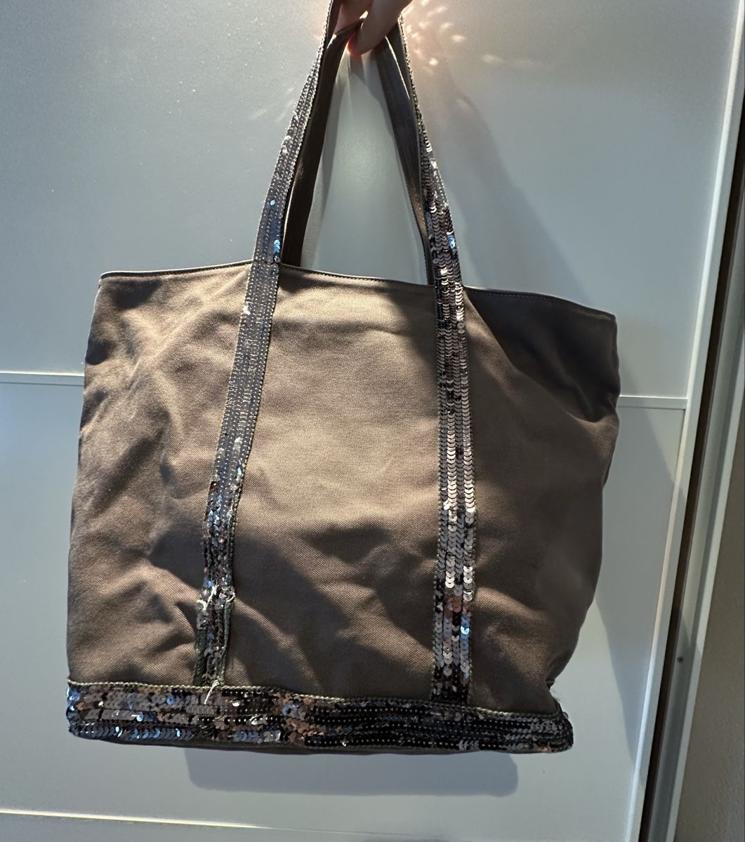 Vanessa Bruno Sacs femmes: Vanessa Bruno Tasche – D'occasion à Wolfhausen par sellingmycloset 1