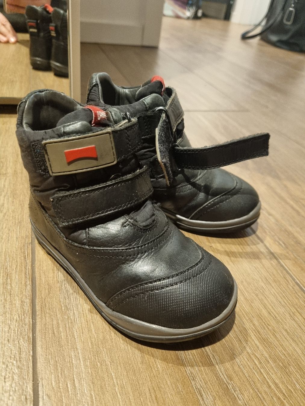 Camper Scarpe per ragazzi: Camper Winter Boots - Black, Size 25 - good Condition! – Usato da CHAMBESY venduto da HDS_Geneve 1