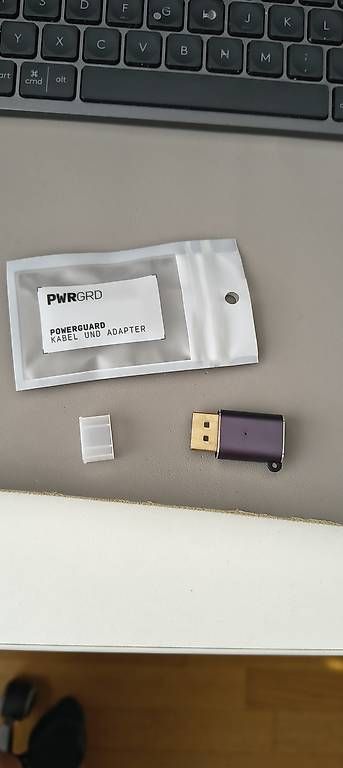 Lecteurs & Adaptateurs: PowerGuard Displayport adapter – Neuf avec emballage d'origine à Zweidlen par jasko_ 3