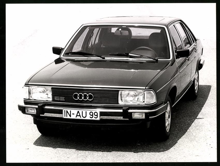 Fotografie &  Plakate: Fotografie Auto Audi 100 5E, Stufenheck- – Gebraucht aus Berlin von bartko-reher