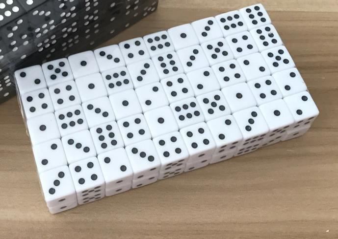 Giochi: 100 pièces dès 6 faces – Nuovo e nell'imballaggio originale da Gurmels venduto da Swisspod 1