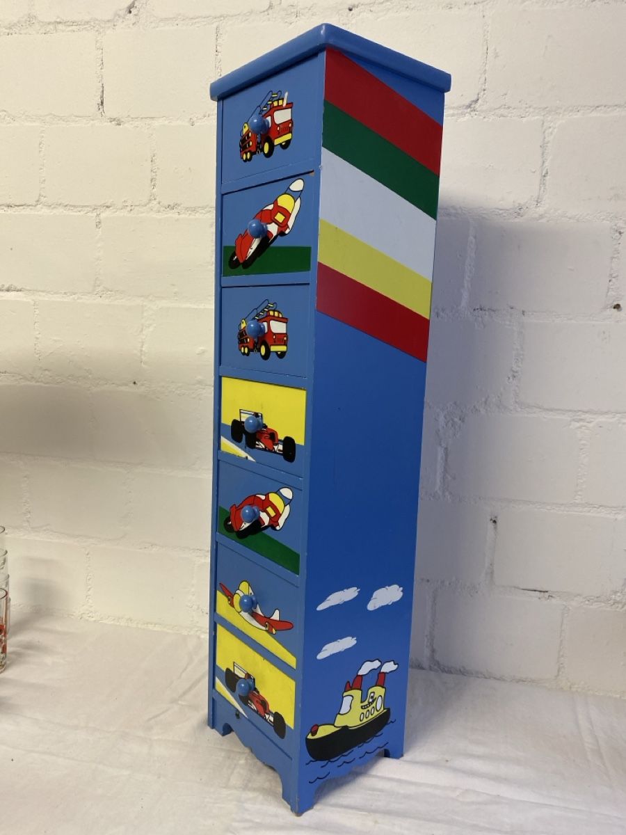 Cassettiere: Kinderzimmer Kommode mit Flieger und Auto Motiven – Usato da sursee venduto da trilli-tralli 2
