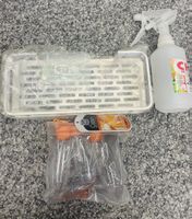 Haushaltshilfe Sprayflasche, Behälter & Duschablage - Neu!