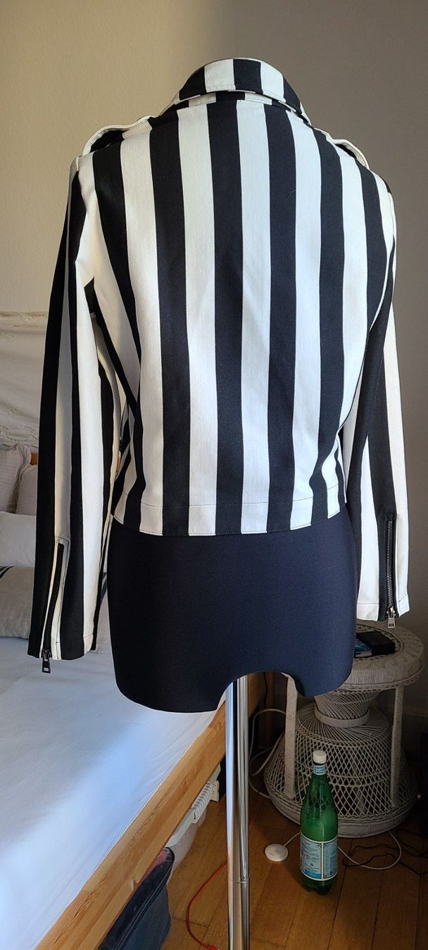 Giacche: Jacke von Forever 21, Gr. S – Usato da Basel venduto da Luzora 3
