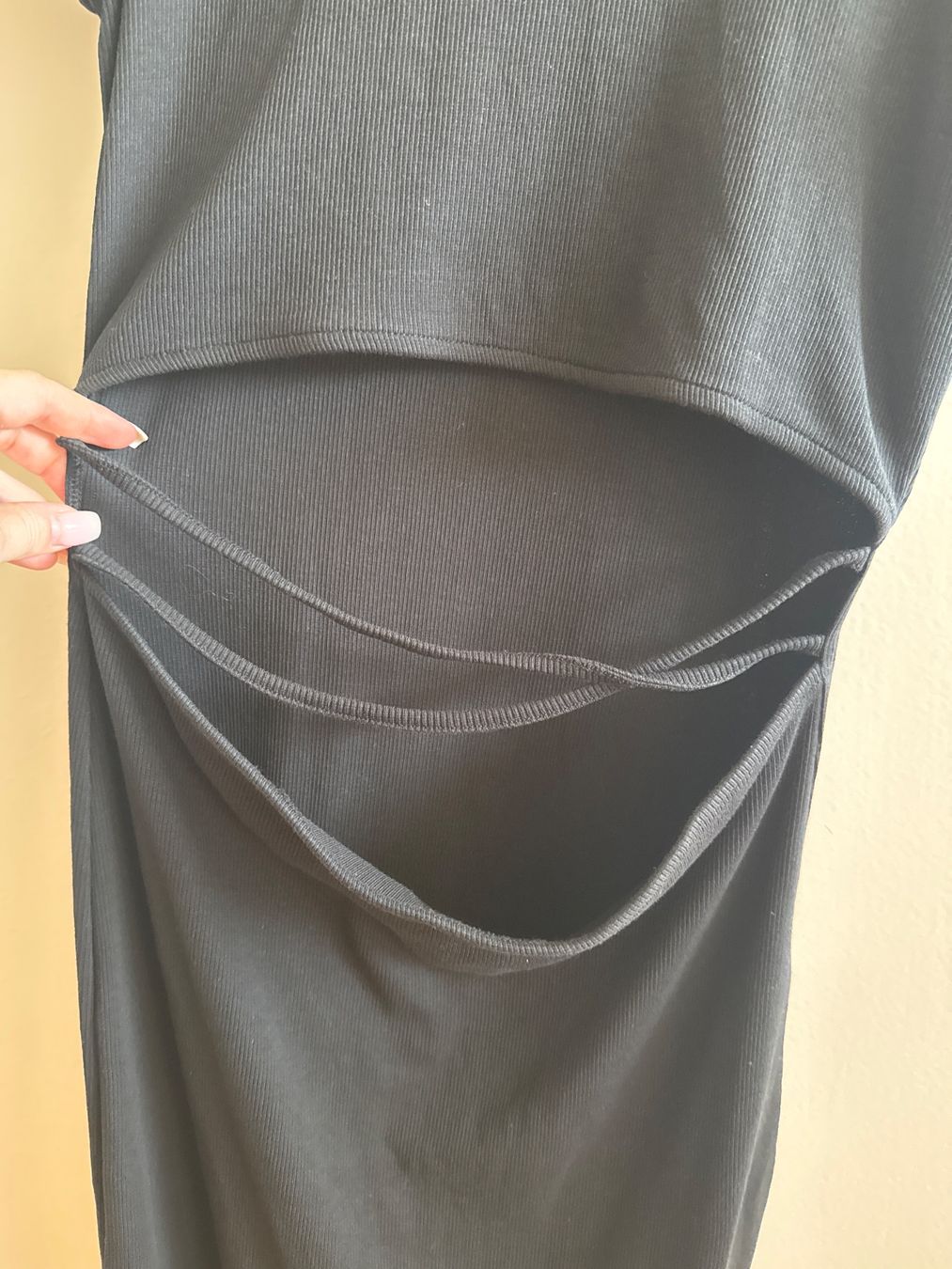 Kleider: Kleid mit offenem Bauch Only Gr. m – Gebraucht aus Pfäffikon SZ von Melanie335 1
