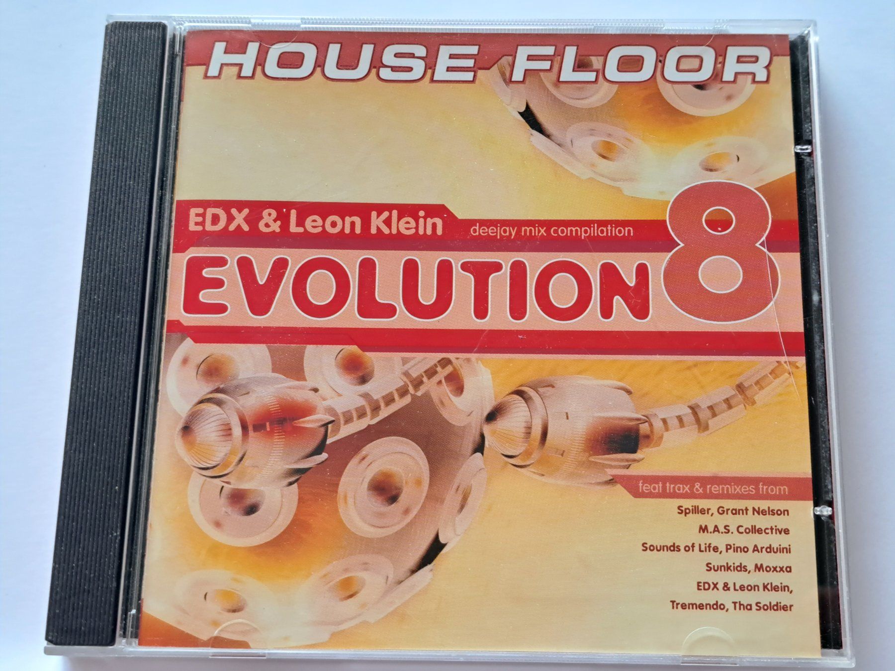 CD: Cd Evolution 8 House Floor - EDX & Leon Klein – Usato da Pully venduto da bro_n52j