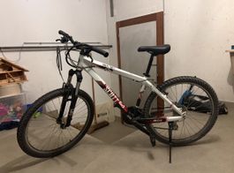 SCOTT Mountainbike Voltage YZ 1 (Velo / Fahrrad)