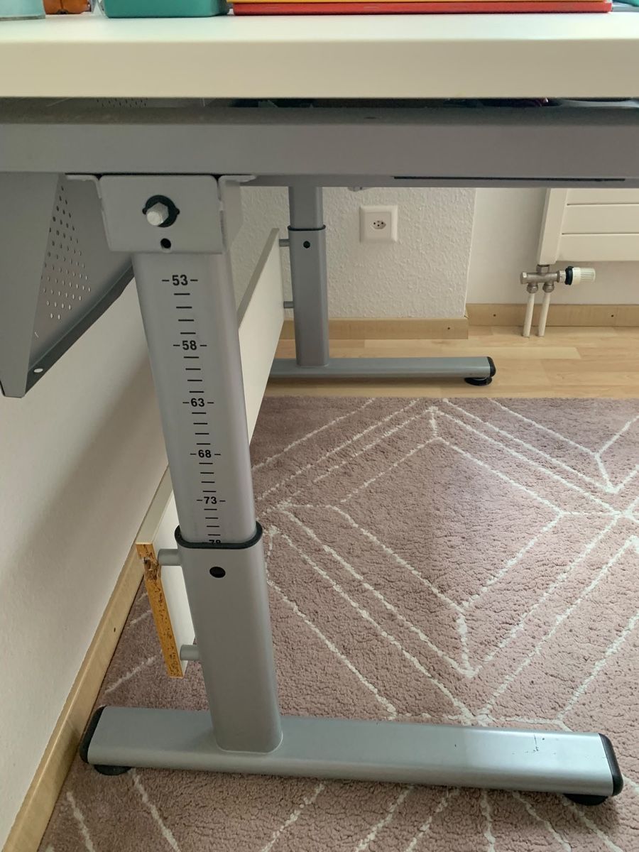 Scrivanie: Kinder Schreibtisch Pult – Usato da Winterthur venduto da rob_mwh6 6