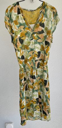 Nile Kleid Grösse M
