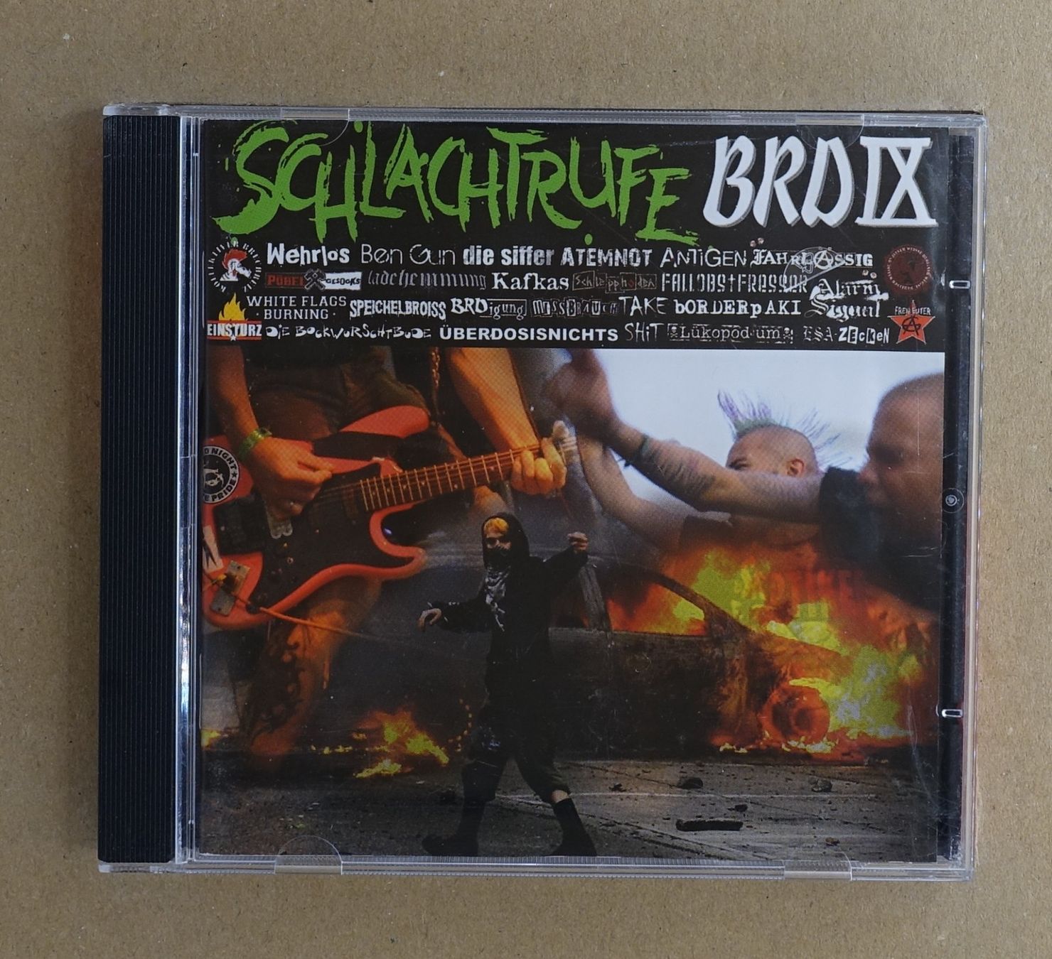CD: Schlachtrufe BRD IX - T7 – Usato da Sessa venduto da discoverymedia
