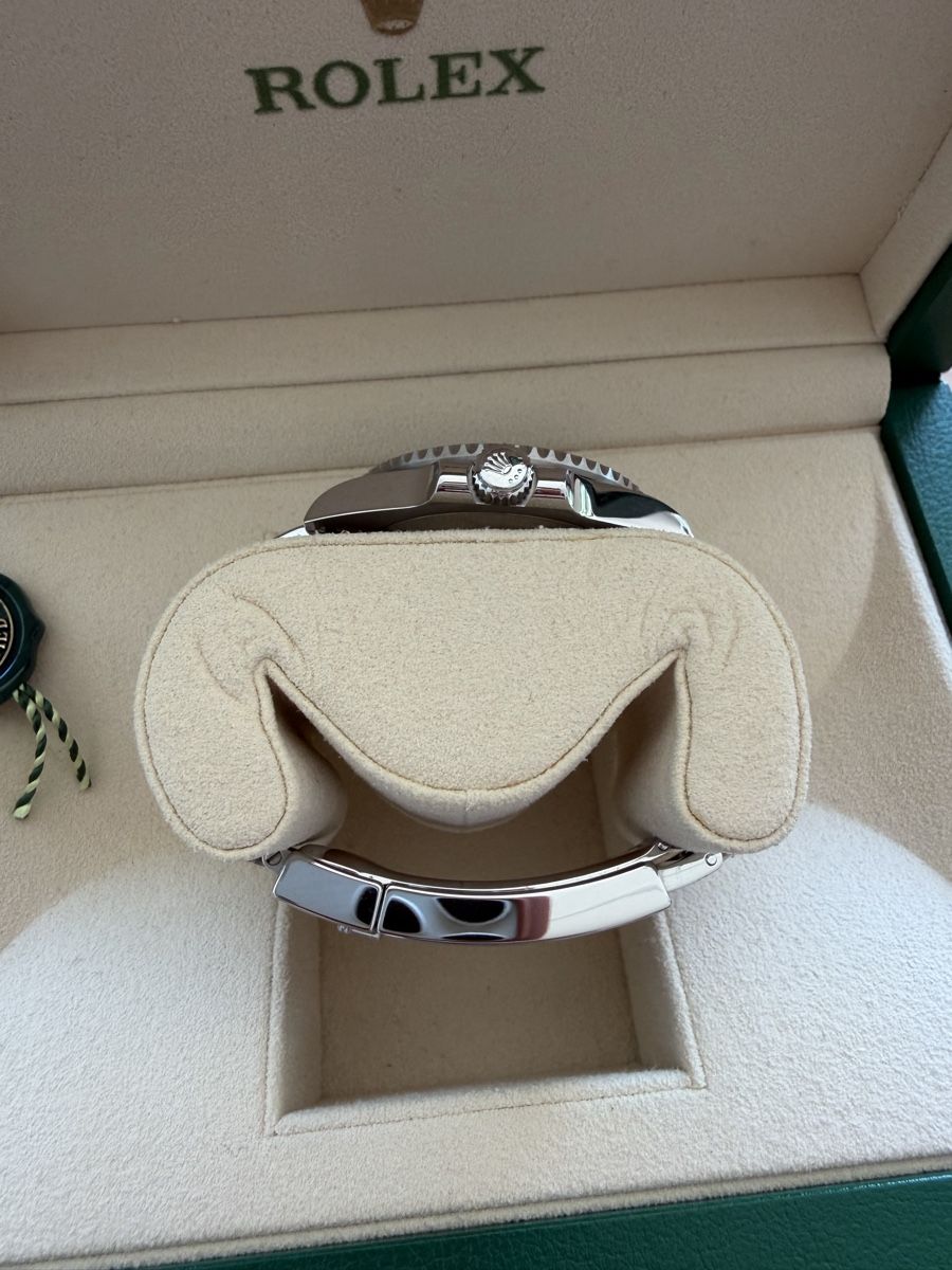 Rolex Orologi: Rolex Submariner 2019 – Usato da Thalwil venduto da hexadez 2