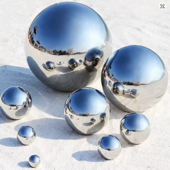 Tutte le decorazioni: 5-teiliges Hochglanz Edelstahl Kugel Set – Nuovo e nell'imballaggio originale da Gerlafingen venduto da Tsuru