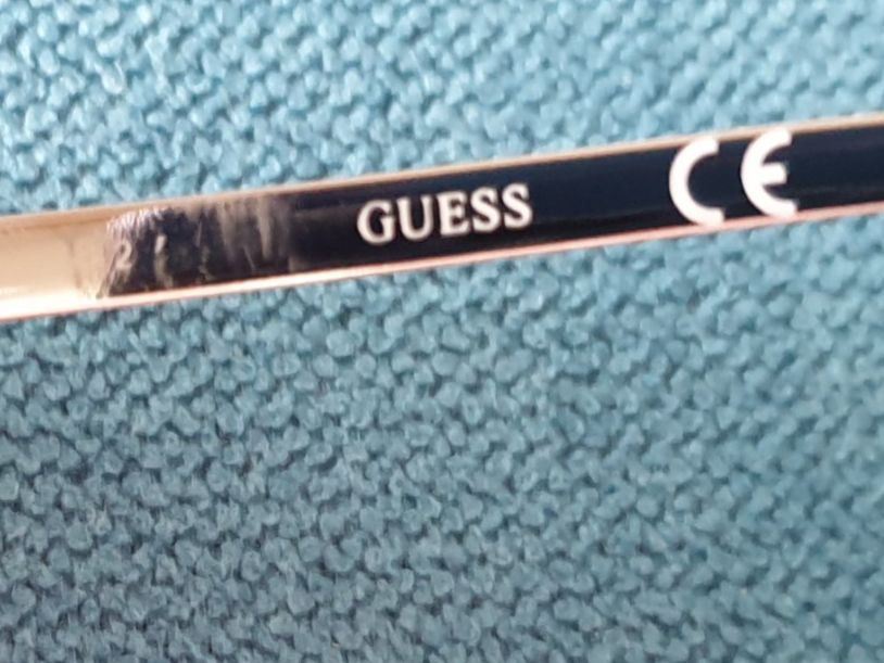Guess Occhiali & Lenti: Guess Unisex Sonnenbrille – Nuovo (secondo la descrizione) da Lengnau BE venduto da Mango888 8