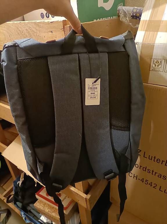 Zaini: Backpack (school or work) – Nuovo e nell'imballaggio originale da Basel venduto da sha_wj5p 3