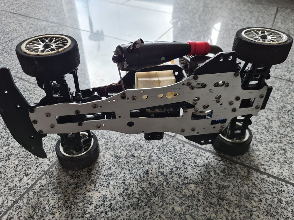 RC Kits de montage: RC Modellauto – D'occasion à Brunnen par mausi1986 4