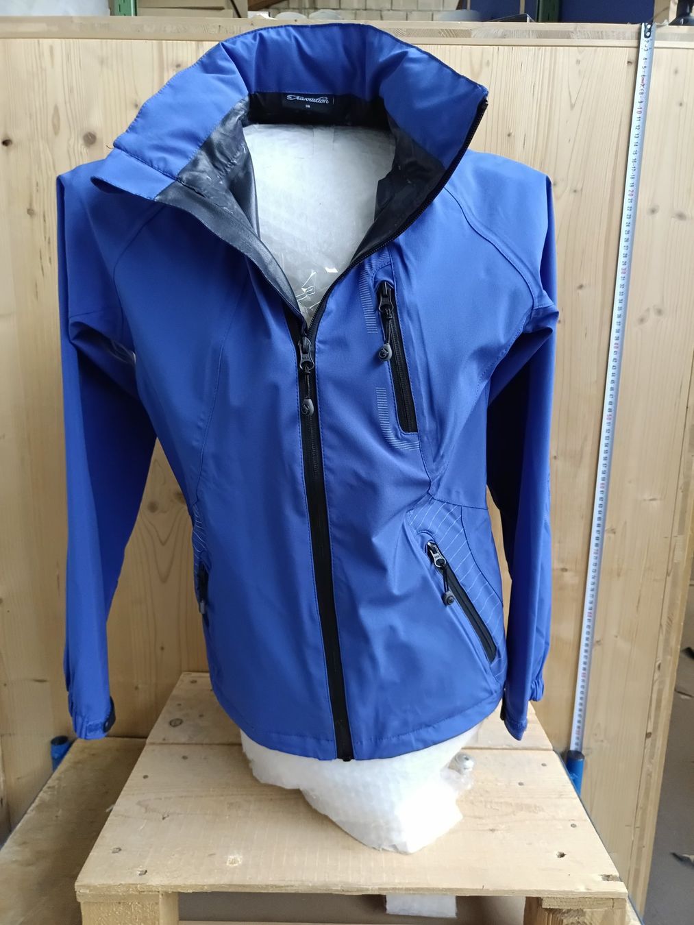 Trevolution Giacche: Trevolution Outdoor Jacke – Nuovo (secondo la descrizione) da Wängi venduto da Ladys_First
