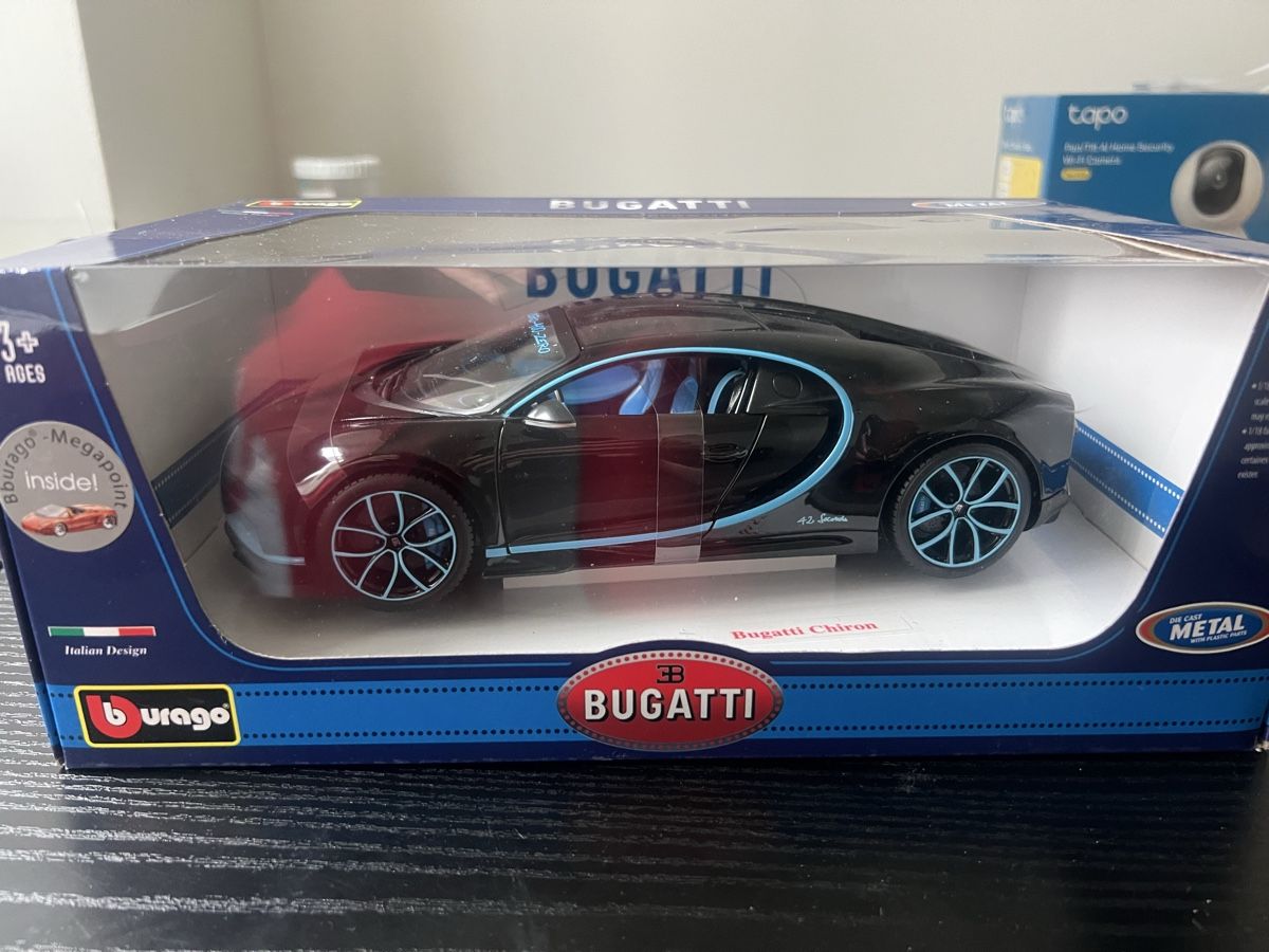 Bburago Modellini d'auto: 8x Supercar collection 1:18 – Nuovo e nell'imballaggio originale da Adliswil venduto da kev_9yyp 8