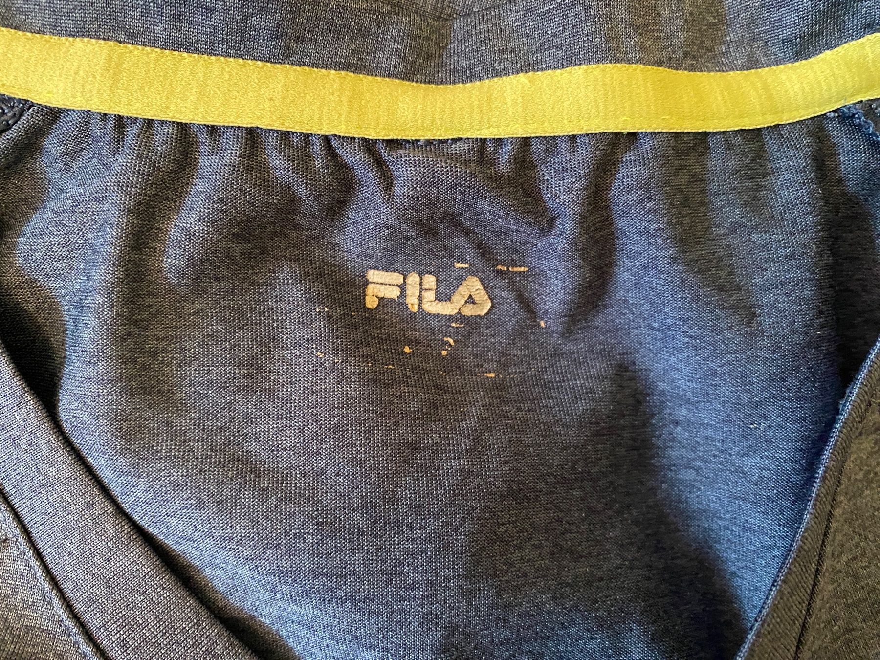 Fila Lotti di vestiti: Fila-Set, Hose und 2 T-Shirts L – Usato da Zürich venduto da Wim-Broccoli 9