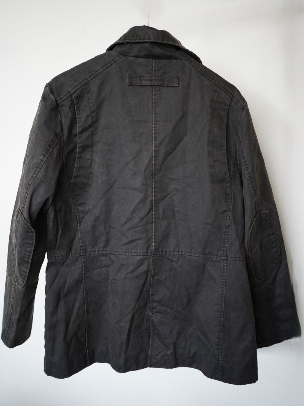 Giacche: Veste Mousqueton imperméable Noire Taille 44 – Usato da Grand-Lancy venduto da Morriganne 1
