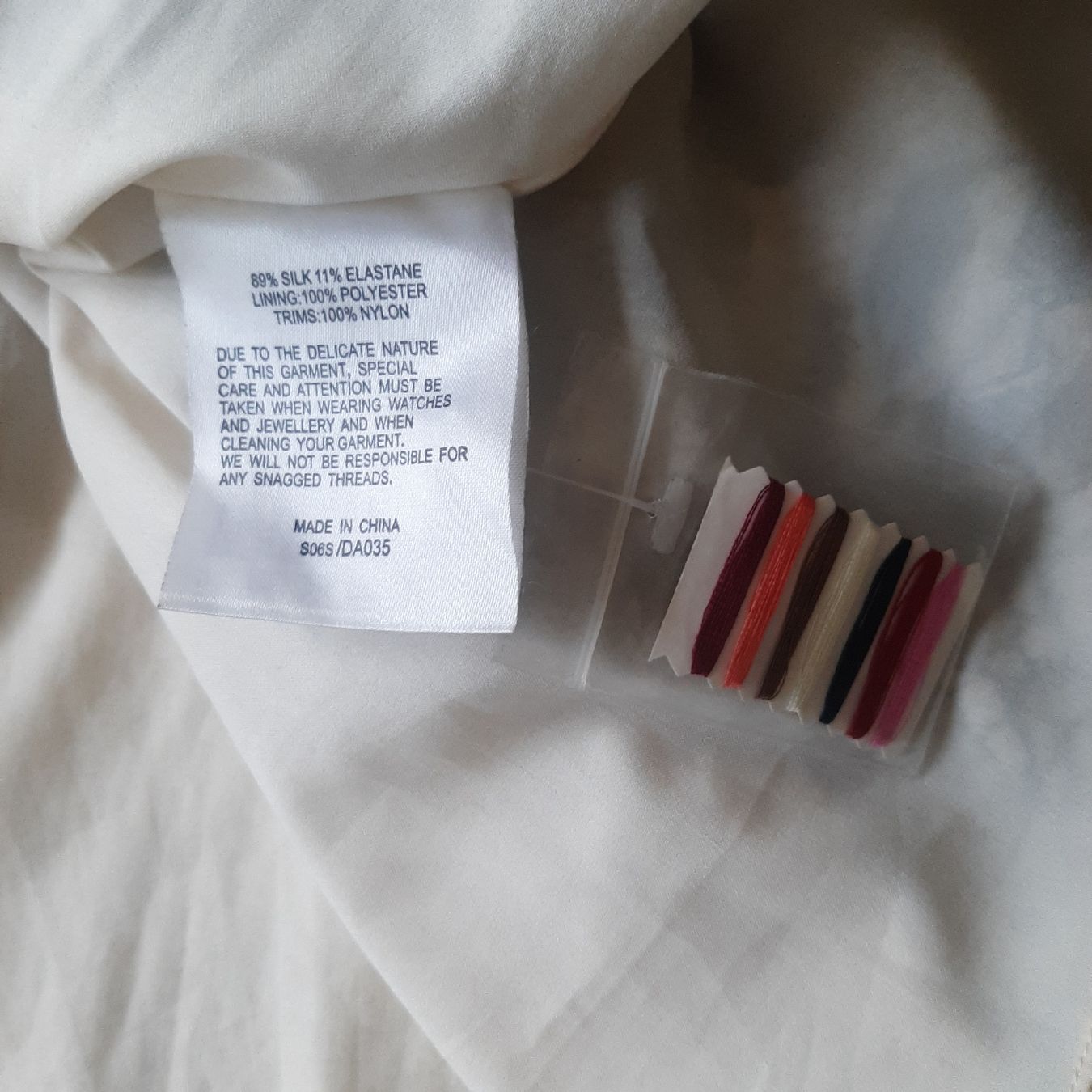 Karen Millen Vestiti: Robe Karen Millen soie neuve taille 36 – Nuovo (secondo la descrizione) da Chêne-Bourg venduto da chsandra34 8