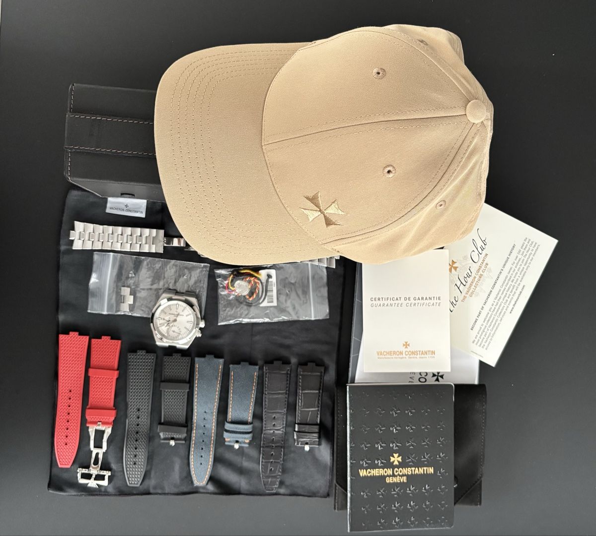 Vacheron Orologi: Vacheron Constantin Overseas Dual Time 7900V Silver Dial – Nuovo (secondo la descrizione) da Dübendorf venduto da ger_7bhx