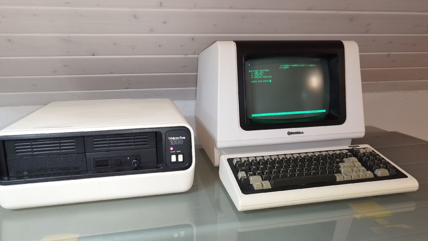 PCs: MicroFive 1000 + Televideo 925 – Gebraucht aus Domdidier von look80486