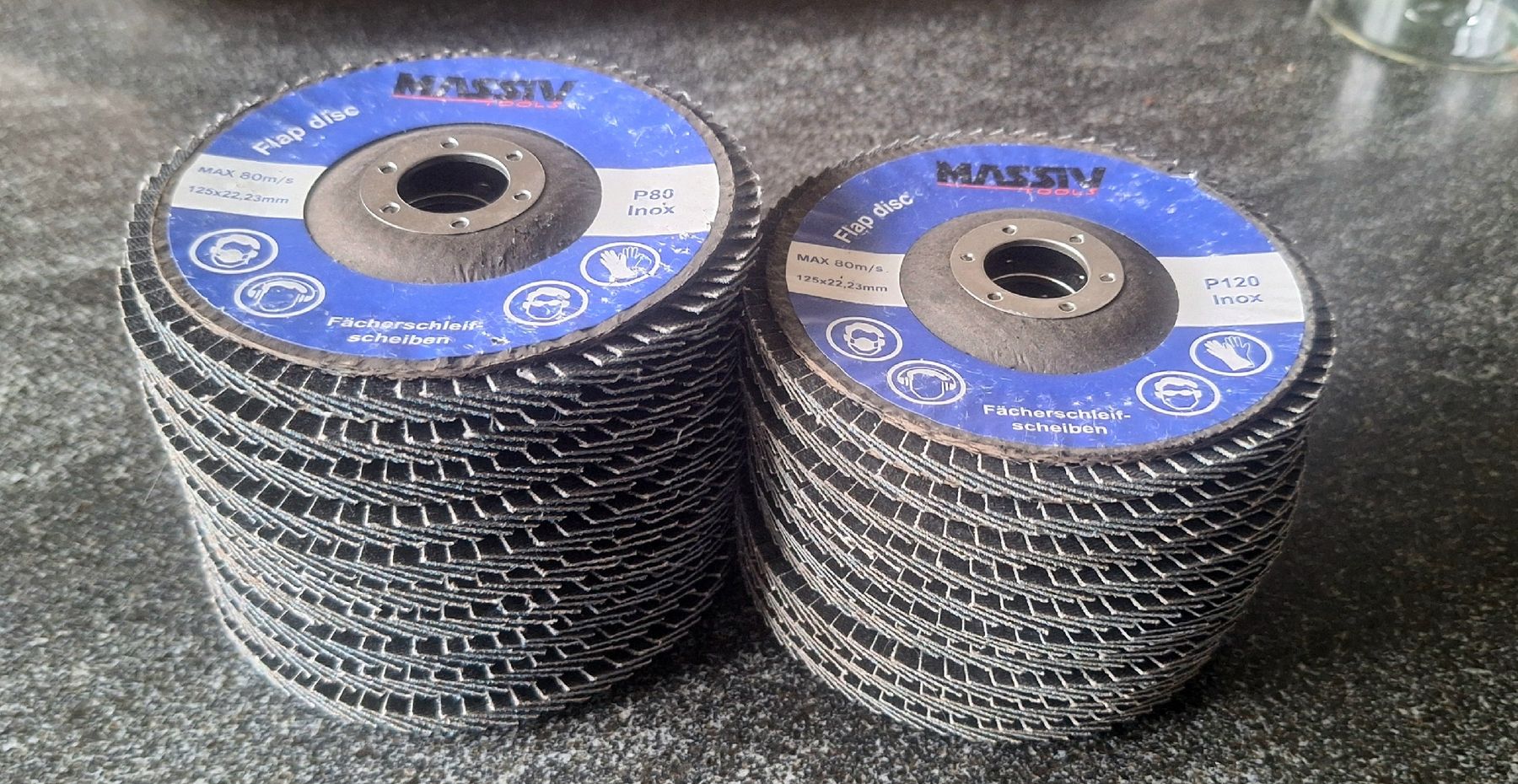 Tous les outils: 20x Flap disc pour inox neufs – Neuf (Voir description) à Monthey par ditty