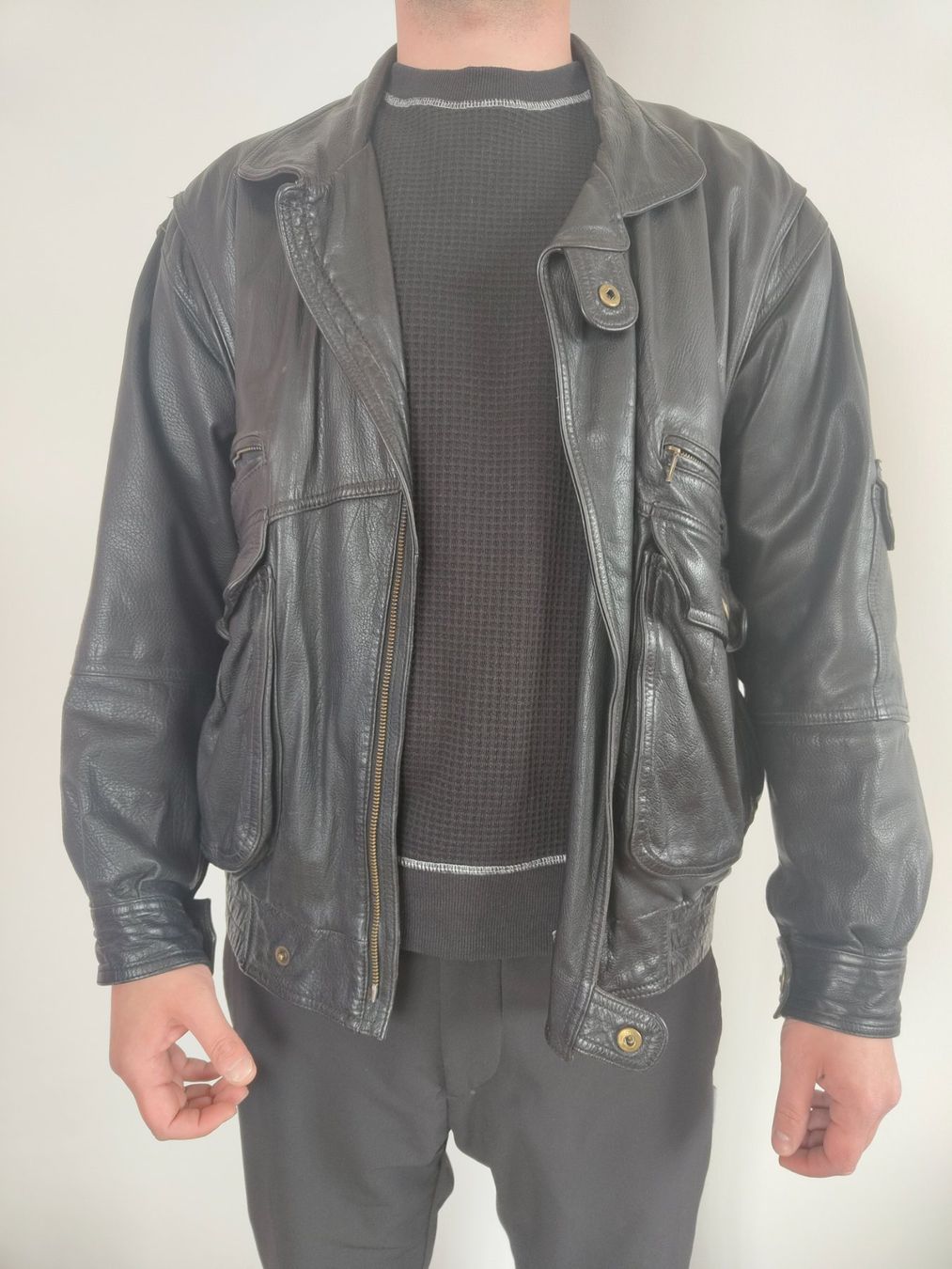 Giacche: Schwarze Lederjacke (Vintage) – Usato da Zürich venduto da Slevin2710 4