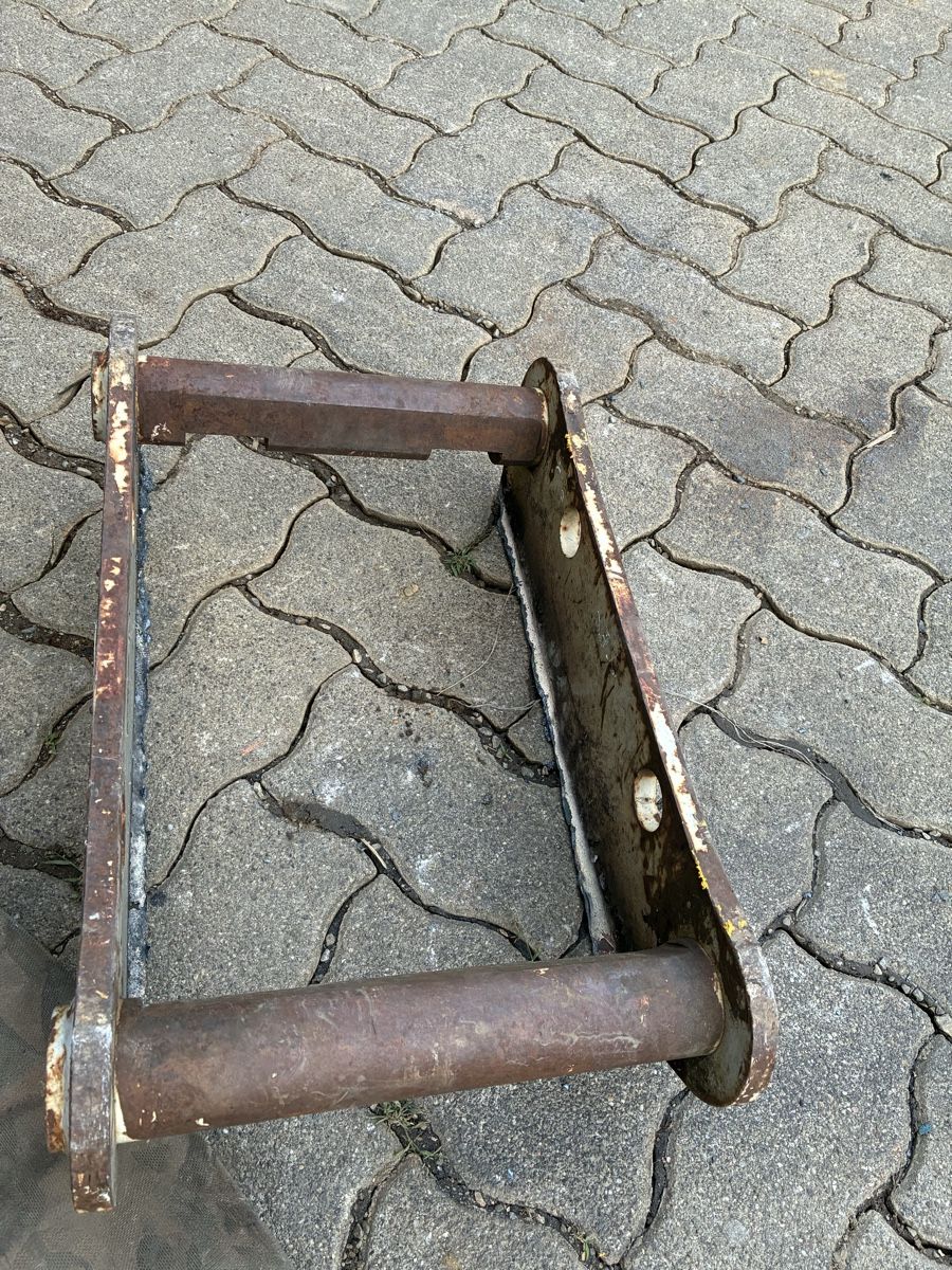 Escavatori: Anbauplatte – Usato da häfelfingen venduto da PB20 2