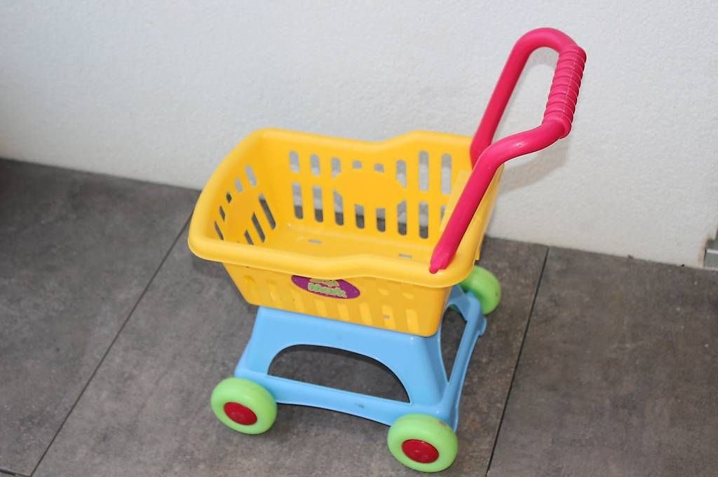Giocattoli: Jeu caddy plastique pour petit enfant – Usato da Thielle venduto da Oneil1372