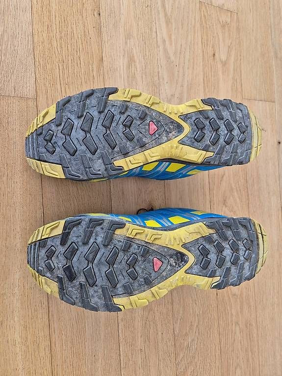 Scarpe da uomo: SALAMON Trail Running Schuh – Usato da Ostermundigen venduto da Mchristen0 2