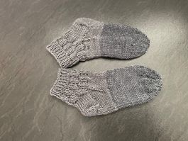 Handgestrickte Kindersocken Gr. 32/33 Fusslänge 19 cm