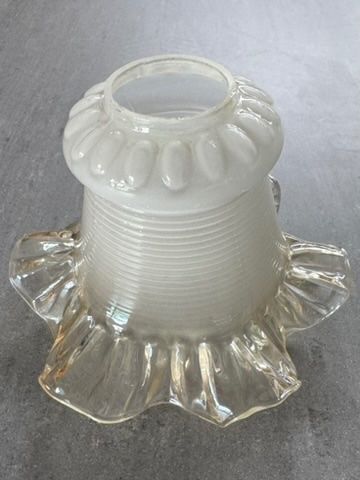 Paralumi: Jugendstil - Glas-Lampenschirm - opalweiss - goldgelb – Usato da Zürich venduto da Alot16 8