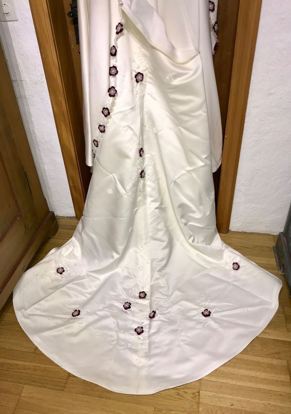 Vestiti: Schönes Brautkleid Sincerity – Usato da Rafz venduto da Apfelmoscht 3
