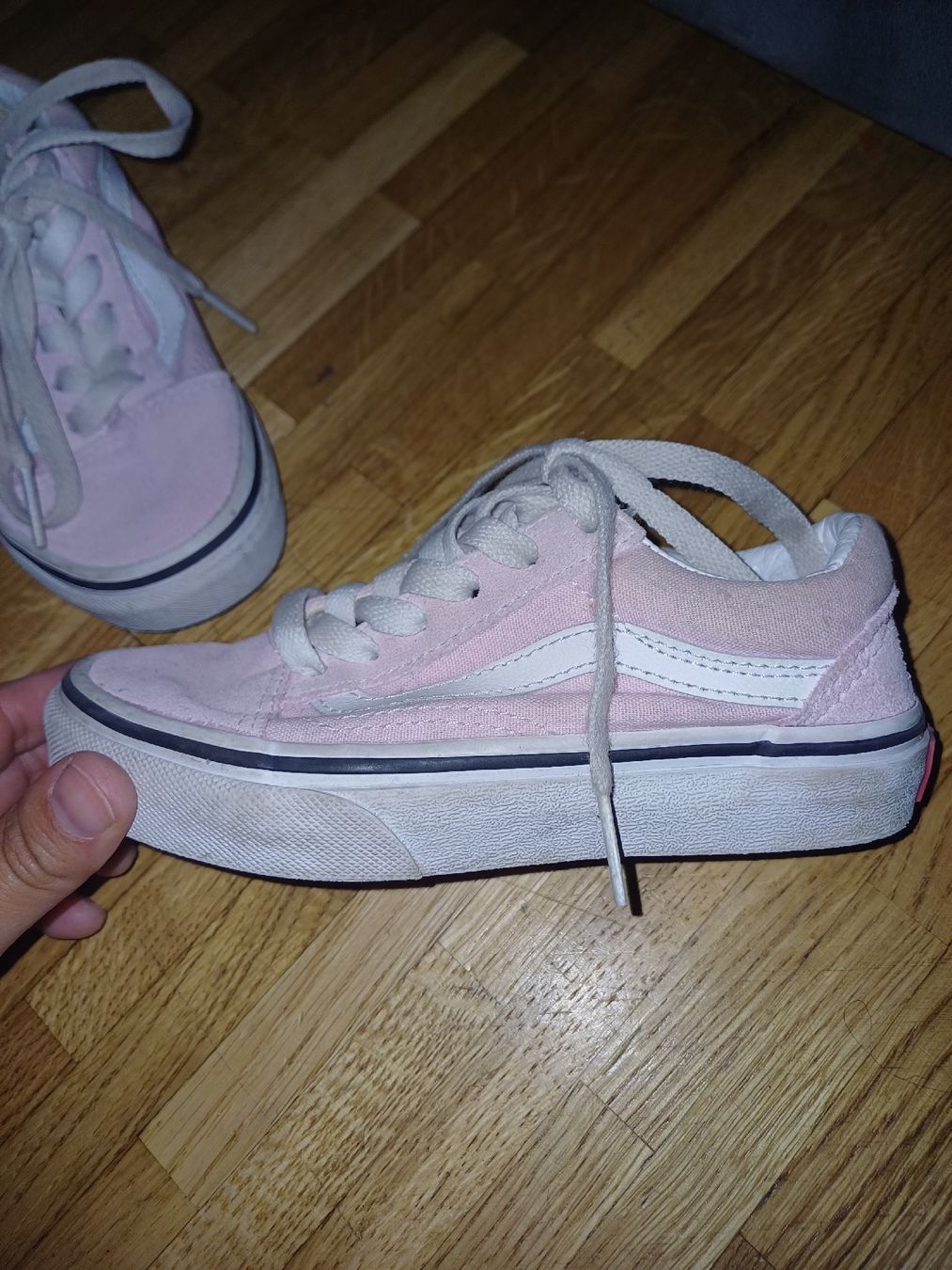 Vans Chaussures garçon: vans taille 29 rose  – D'occasion à Lausanne par RUBY.1990 1