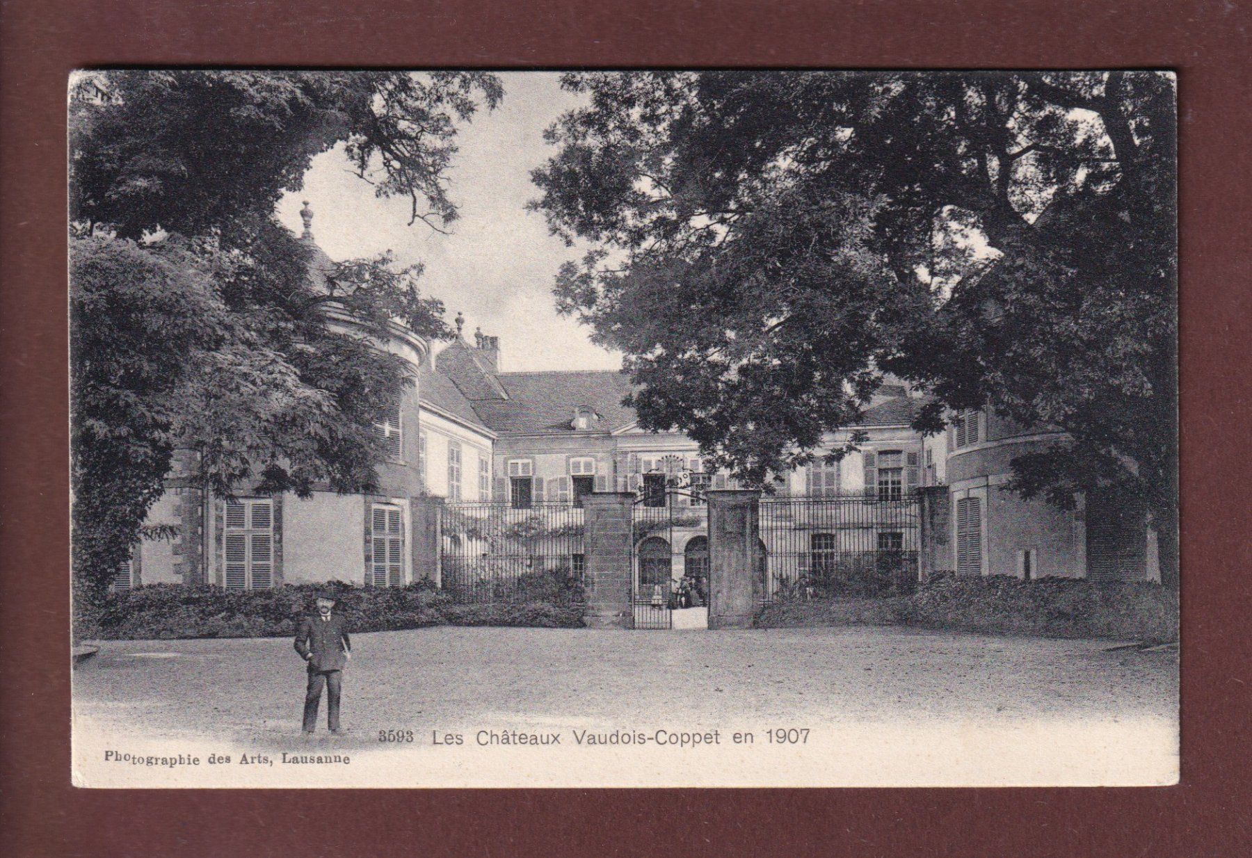 Cartoline postali: COPPET - Le Château – Usato da Pully venduto da nicecards
