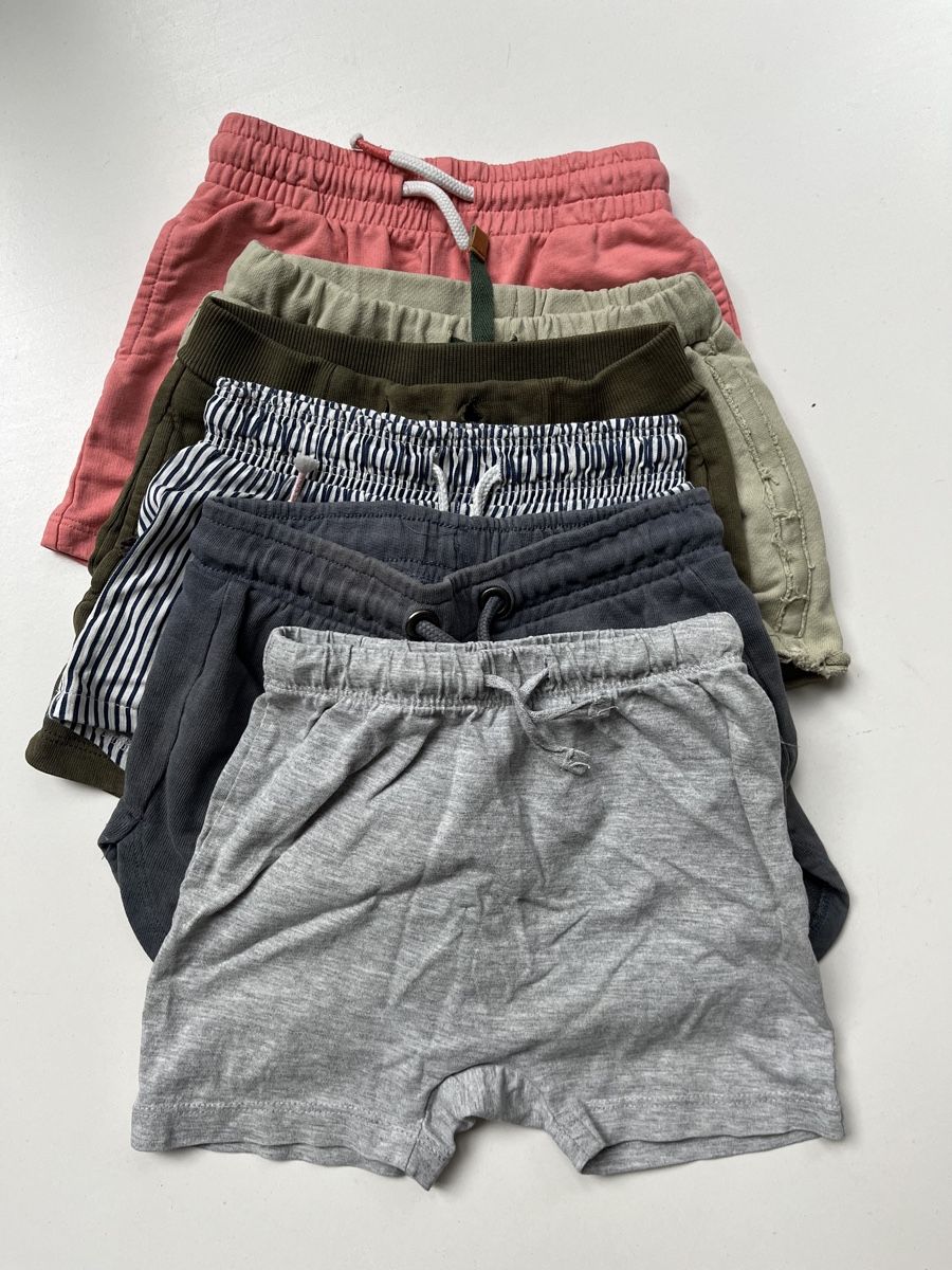 Pantaloni: Shorts Bundle, size 98-104 – Usato da Zürich venduto da Agave_Sue