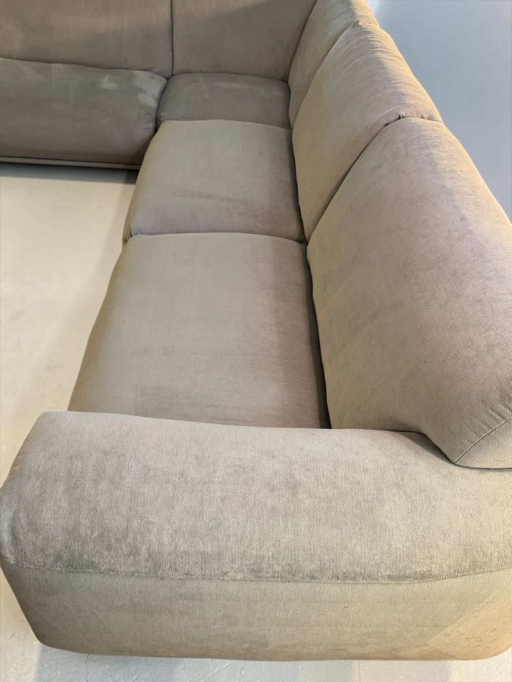 Divani: Ecksofa Hellgrau Gratis Lieferung – Usato da Fehraltorf venduto da Sofalab.swiss 2
