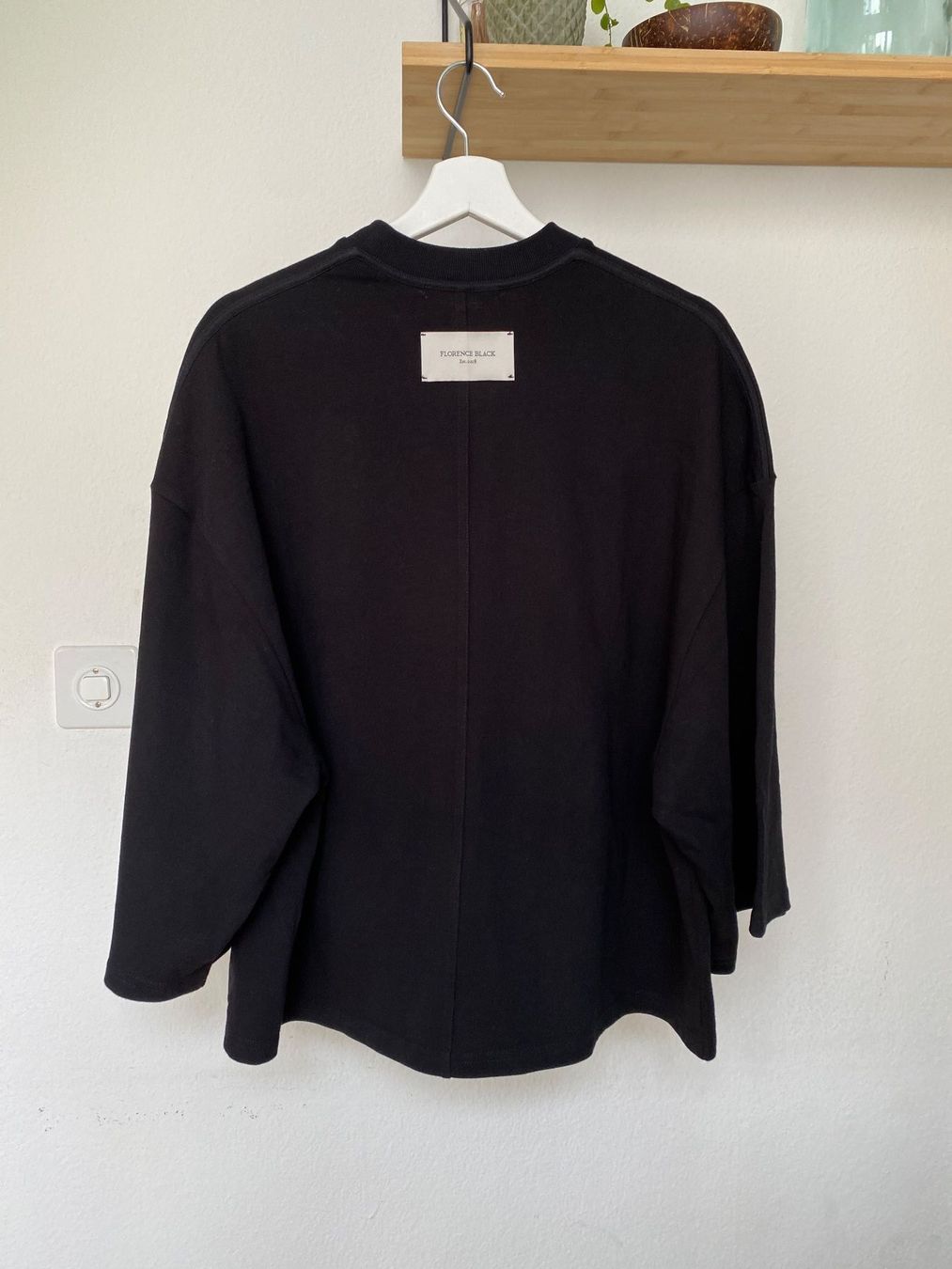 T-shirt: Florence Black Top – Usato da Biel/Bienne venduto da lichterhoh 2