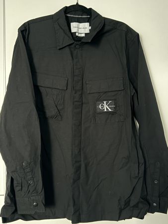 SCHWARZE CALVIN KLEIN JEANS JACKE