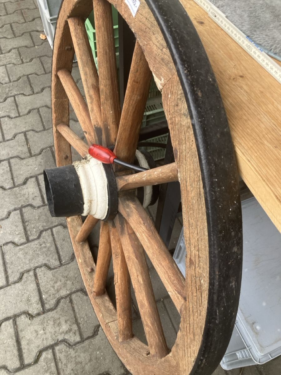 Pneumatici & Ruote complete: Antikes Wagenrad – Usato da Erlenbach im Simmental! venduto da Simmentaler-Perlen 2