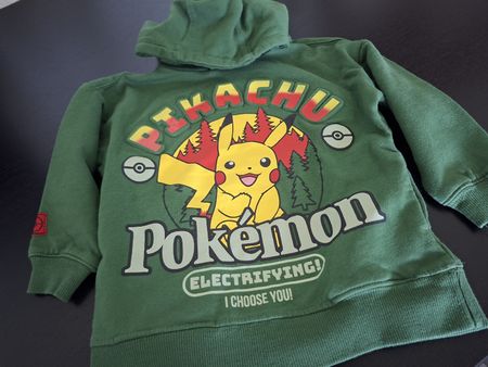 Kinder Kapuzenpullover Pokemon Grösse 110